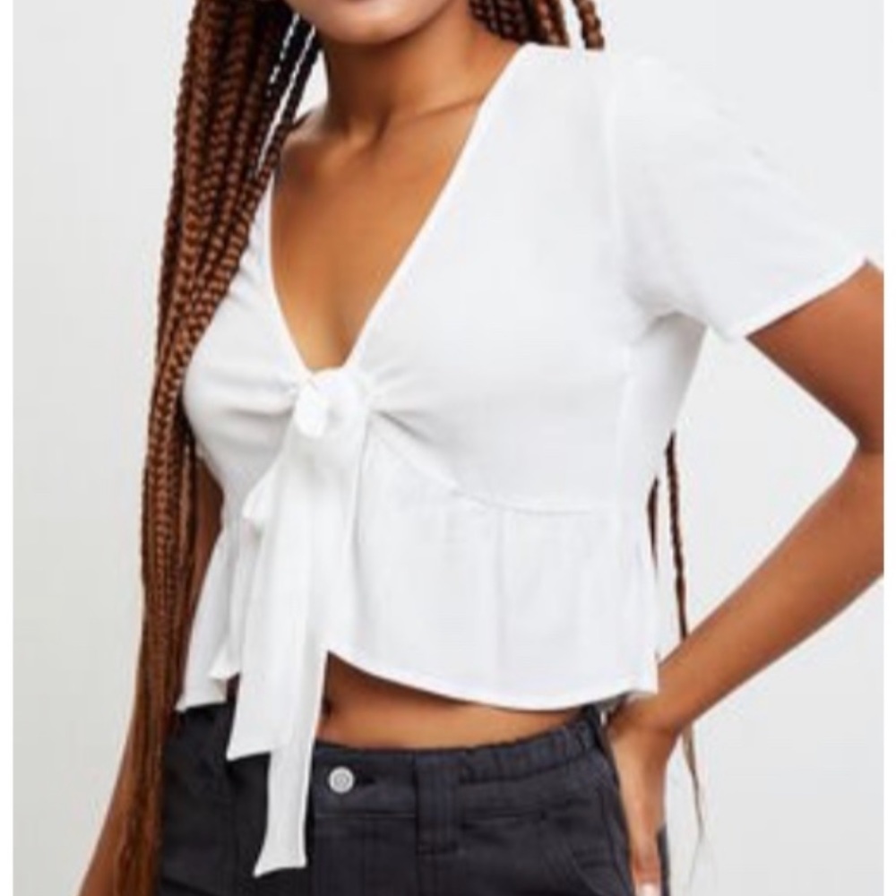 L.A. Hearts Tie Knot Blouse